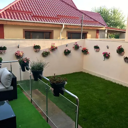 Vila Naty * Năvodari