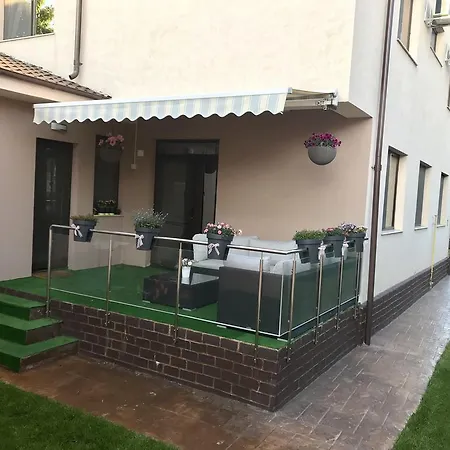 Vila Naty Guest house Navodari